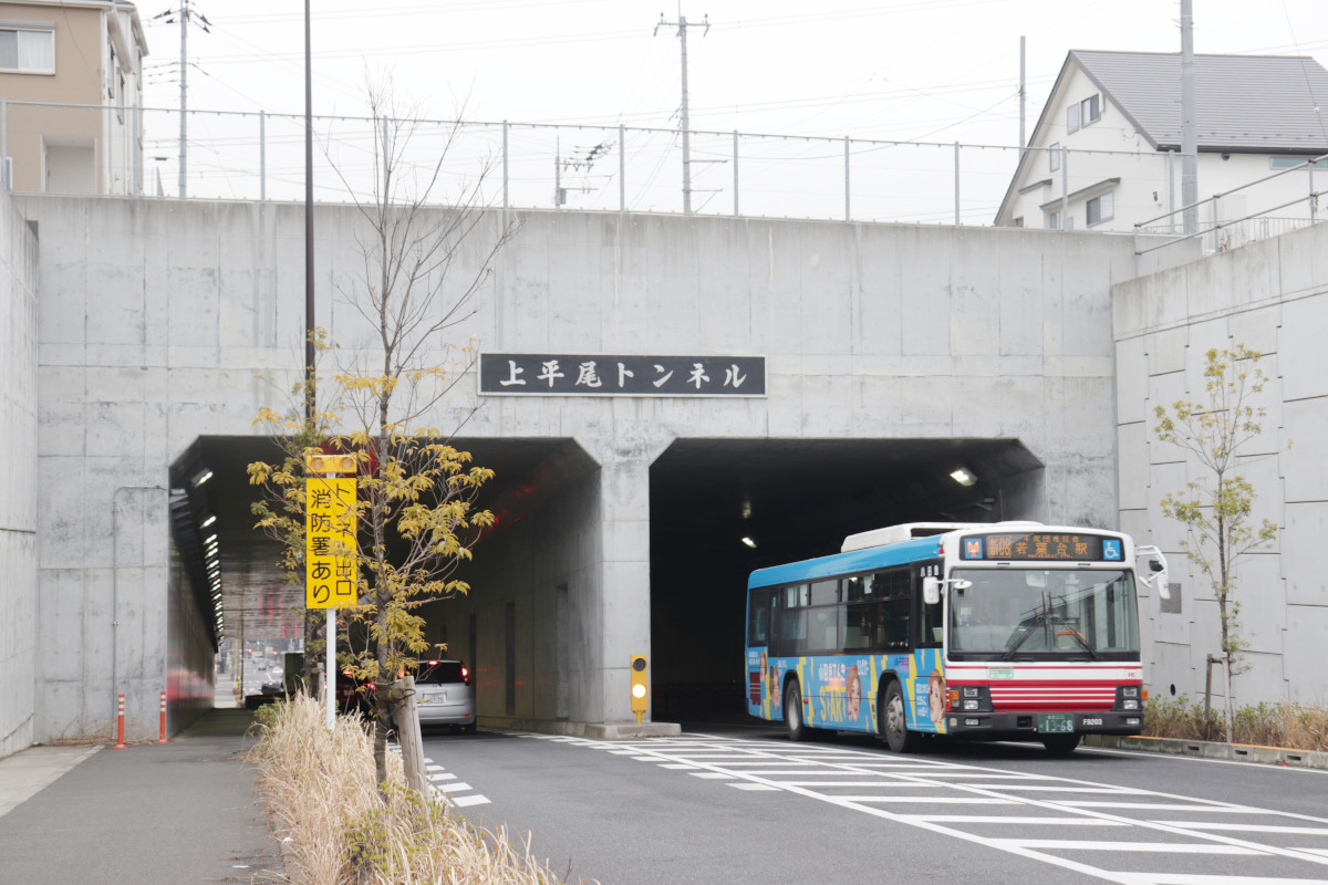新百合ヶ丘駅～若葉台駅にバス開設　「上平尾区画整理」バス停は改称し5年2か月の歴史に幕