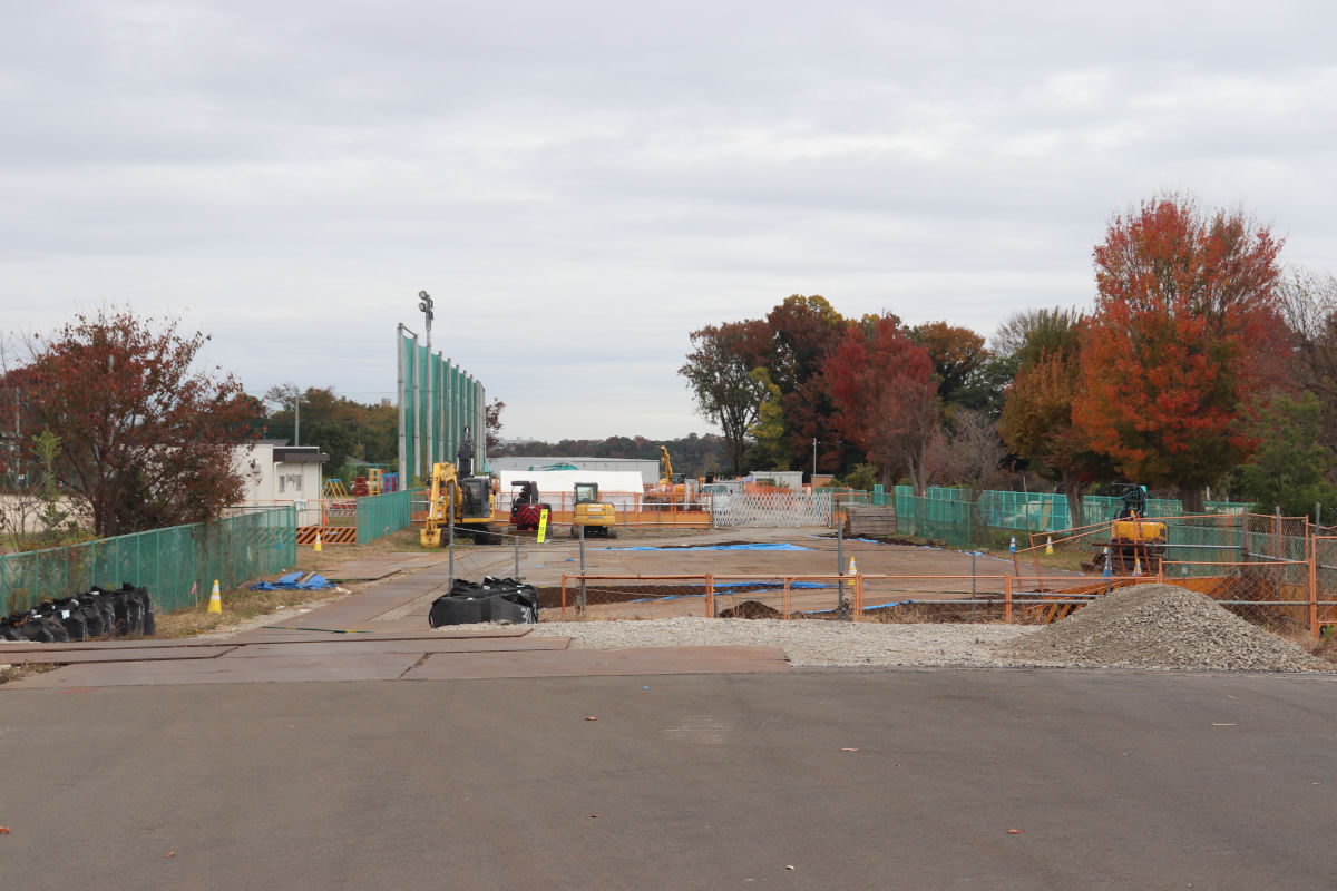 三田小学校南側